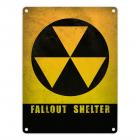Atomschutzbunker Metallschild mit Spruch: Fallout Shelter